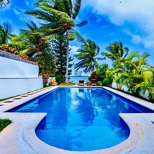  Villa Magnifica Palmeras Luxurious 4 Bedroom 6 Bds 4 Ba Private Pool Lagoon Front Super Fast Wifi